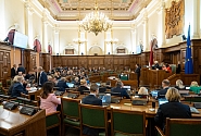 La Saeima ratifie la Convention sur la prévention et la lutte contre la violence à l’égard des femmes et la violence domestique