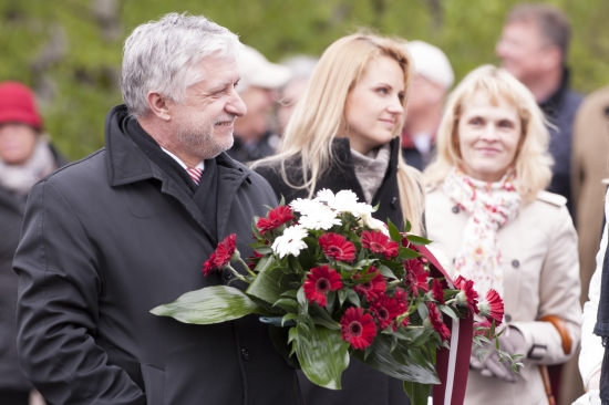 4.maija svinīgā ziedu nolikšana pie Brīvības pieminekļa