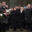 Vainagu nolikšanas ceremonija Rīgas Brāļu kapos