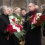 Vainagu nolikšanas ceremonija Rīgas Brāļu kapos