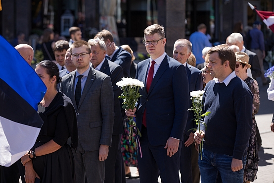 Komunistiskā genocīda upuru piemiņas dienai veltītā ziedu nolikšanas ceremonija pie Brīvības pieminekļa