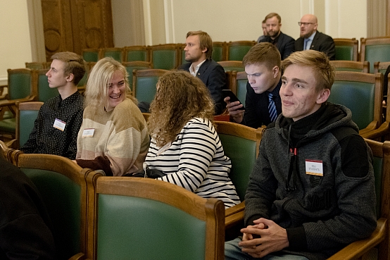 Rīgas Stradiņa universitātes studenti apmeklē Saeimu