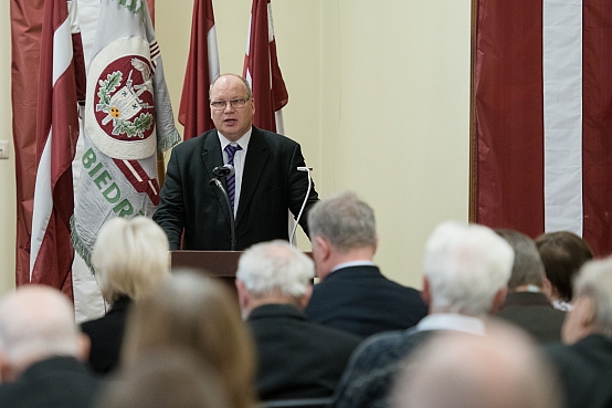 Saeimas priekšēdētāja piedalās Latvijas Nacionālo karavīru biedrības 30.konferencē