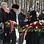 Ināra Mūrniece piedalās piemiņas brīdī Rumbulas memoriālā